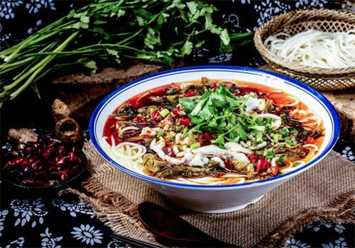 花悦溪双椒牛肉米线